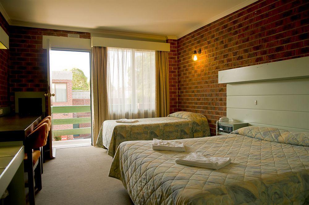 Lamplighter Motel Оуклей Екстер'єр фото