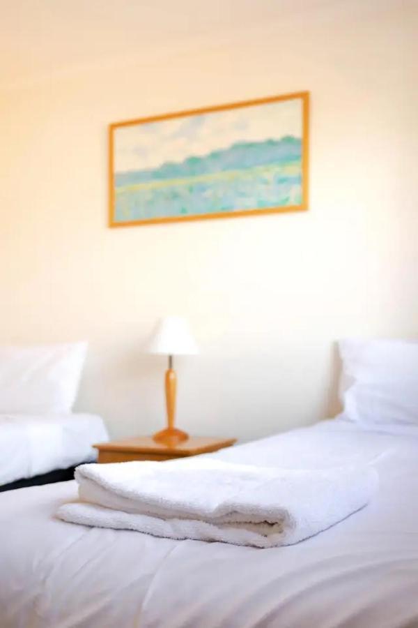 Lamplighter Motel Оуклей Екстер'єр фото